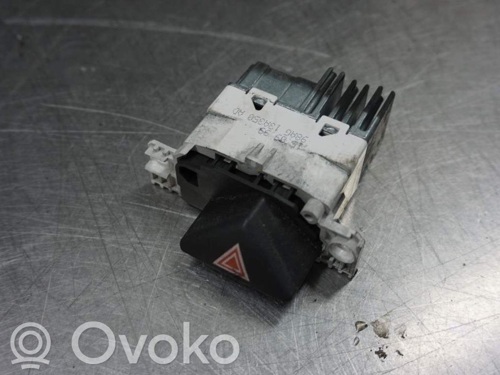Ford Focus Hazard light switch 