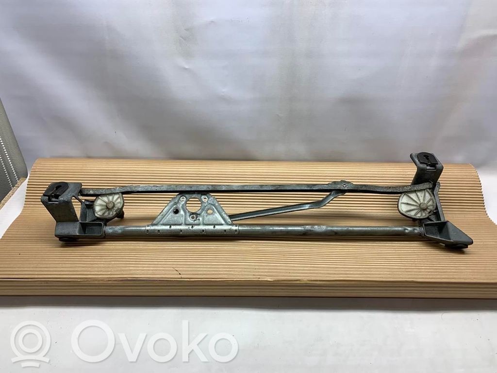 Volvo S90, V90 Front wiper linkage 
