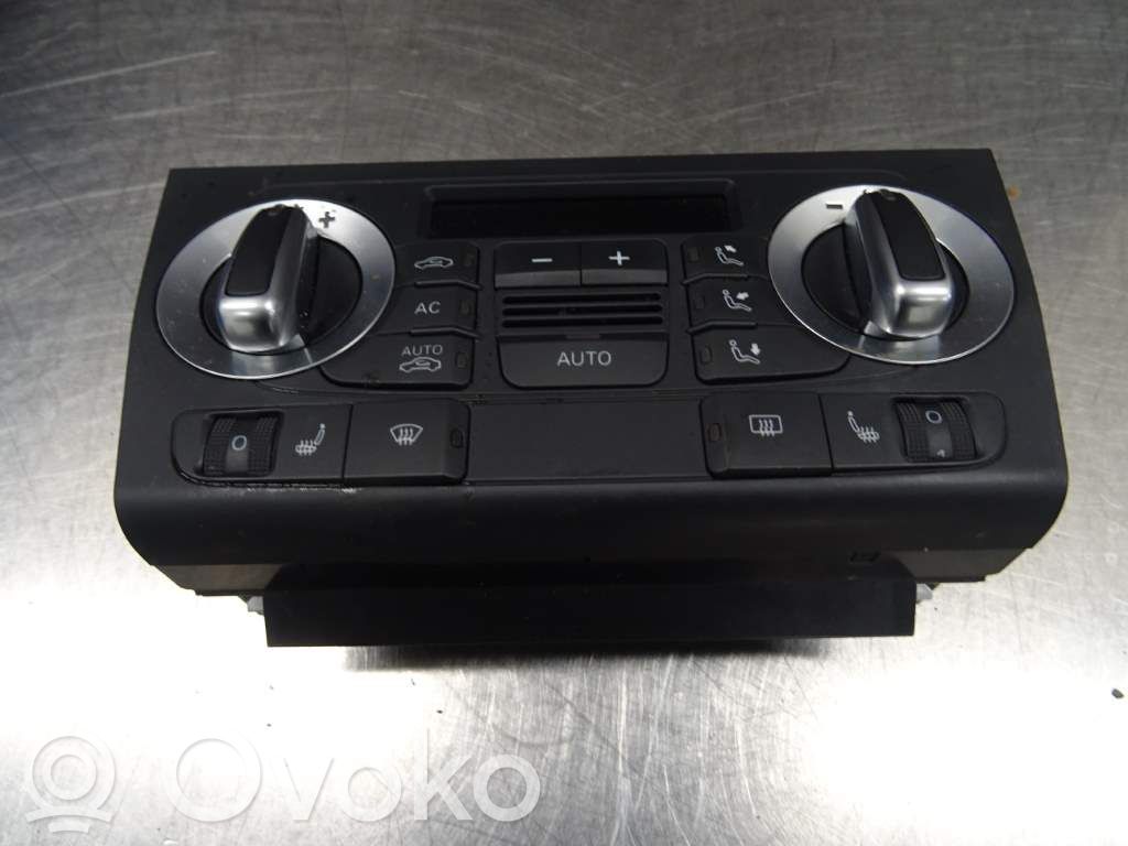 Audi A3 S3 8P Panel klimatyzacji 