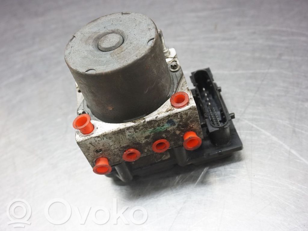 Nissan Almera N16 ABS Pump 