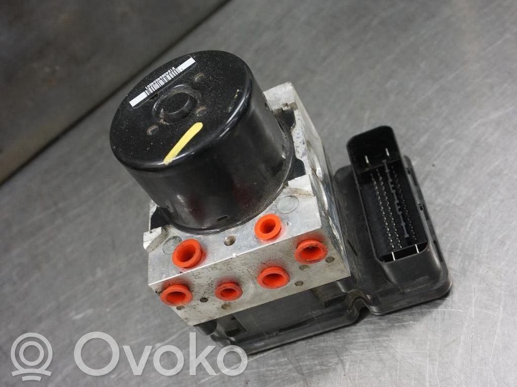 Volvo V60 ABS bloks 