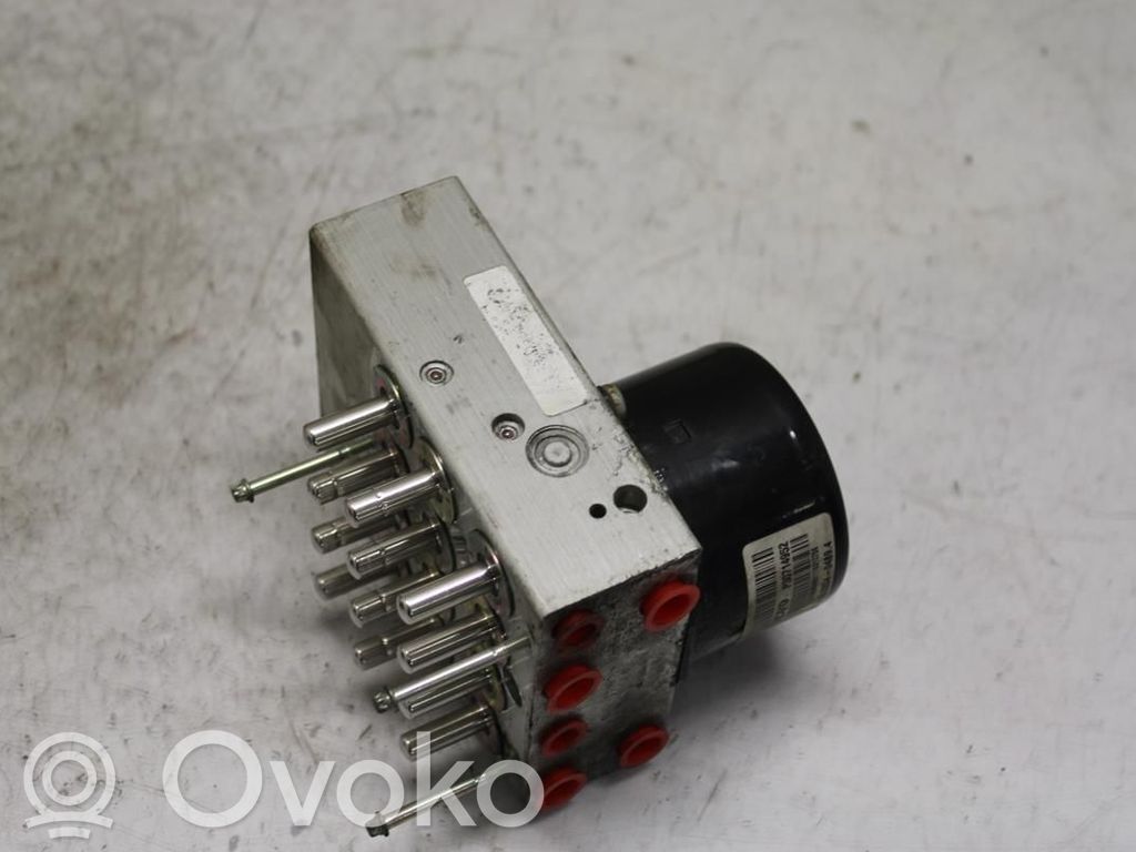 Volvo V70 ABS Pump 