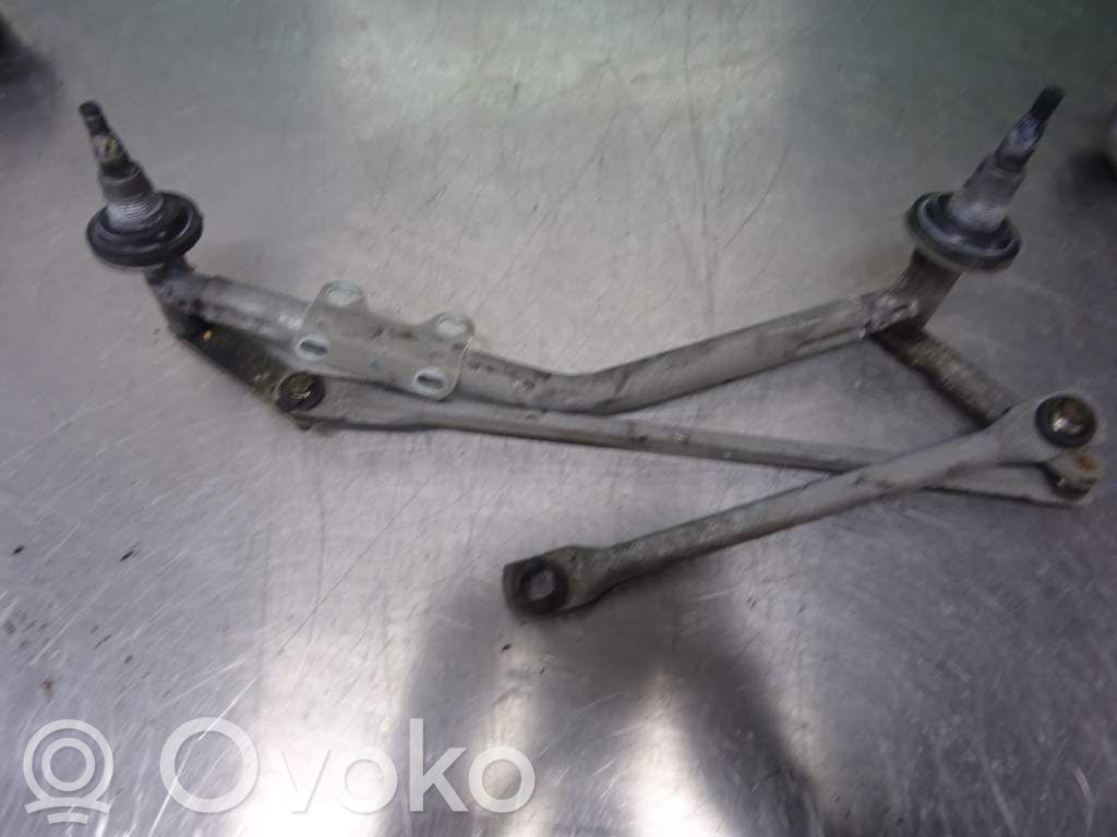 Ford Fiesta Etupyyhkimen vivusto 