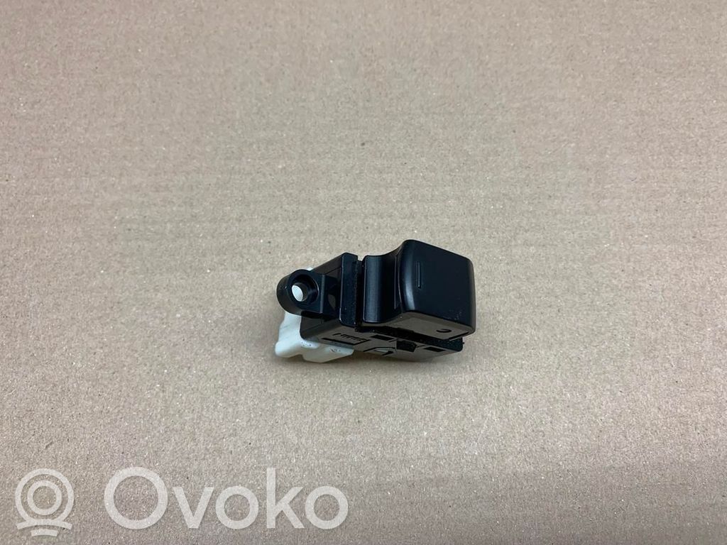 Electric window control switch   254111FA0A,244695