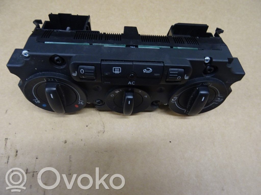 Volkswagen Golf V Centralina del climatizzatore 