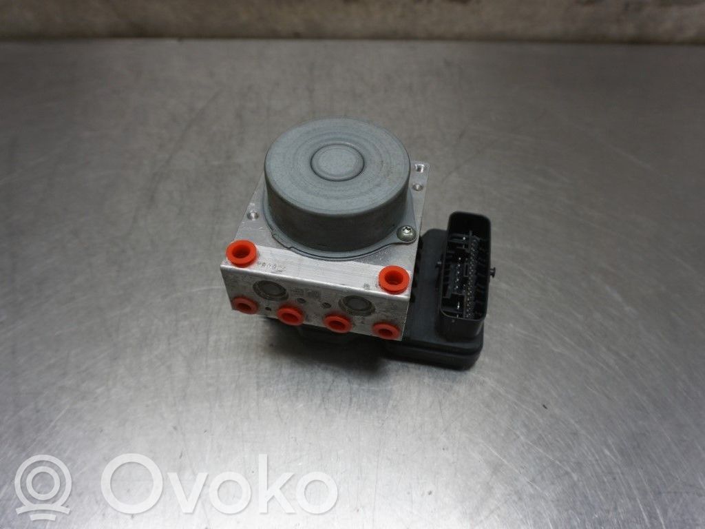 Lexus UX ABS bloks 