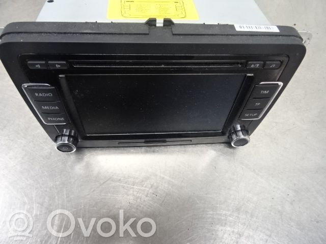 Volkswagen PASSAT B7 Unitate principală radio/CD/DVD/GPS 