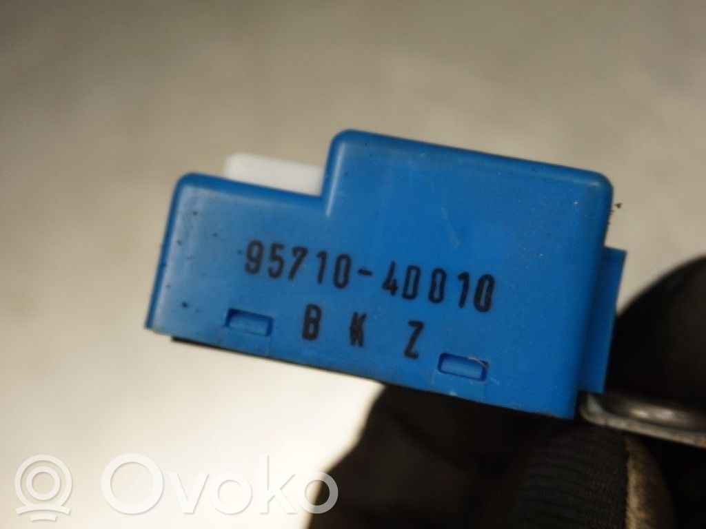 Inne przekaźniki   957104D010,N023020