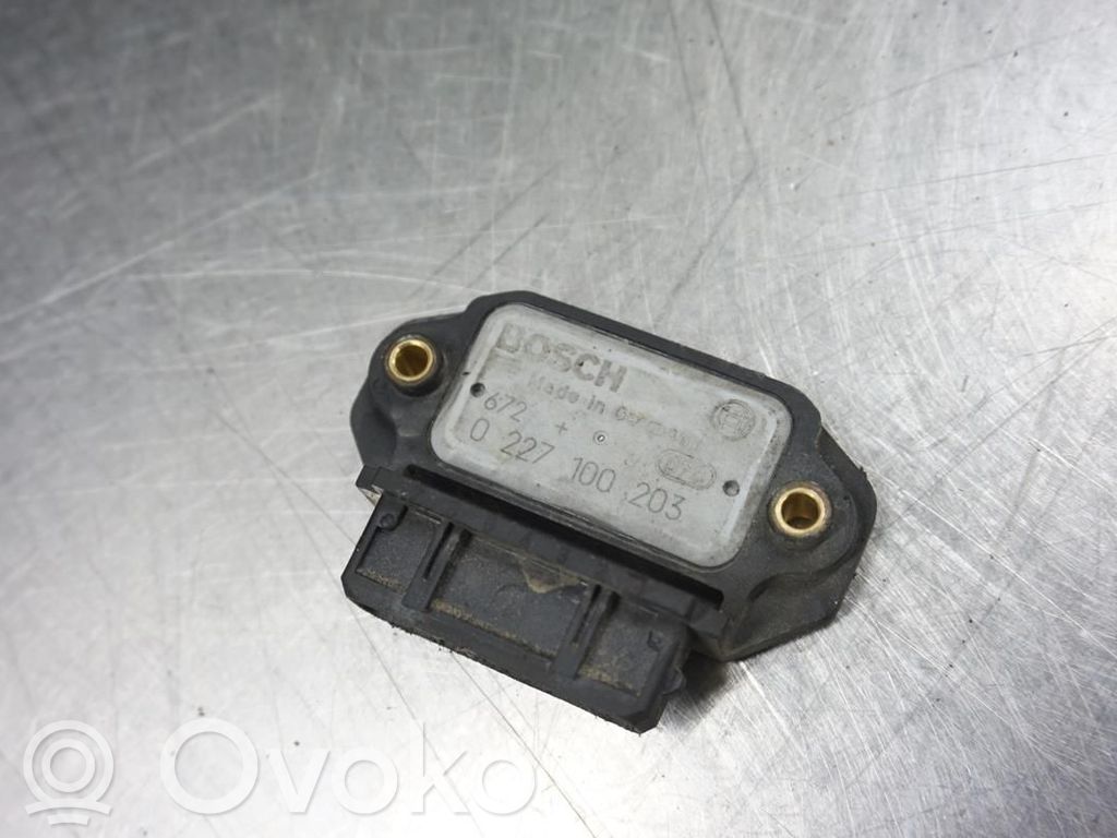Volvo S90, V90 Ignition amplifier control unit 