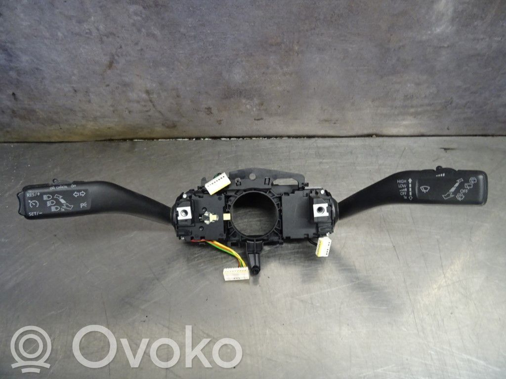 Volkswagen Golf VI Bloc semnalizator și ștergător parbriz 