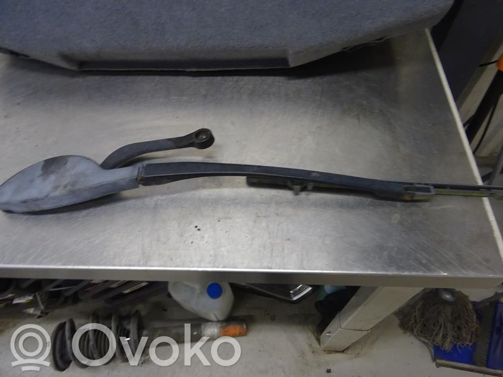 BMW 5 E39 Bras d'essuie-glace avant 