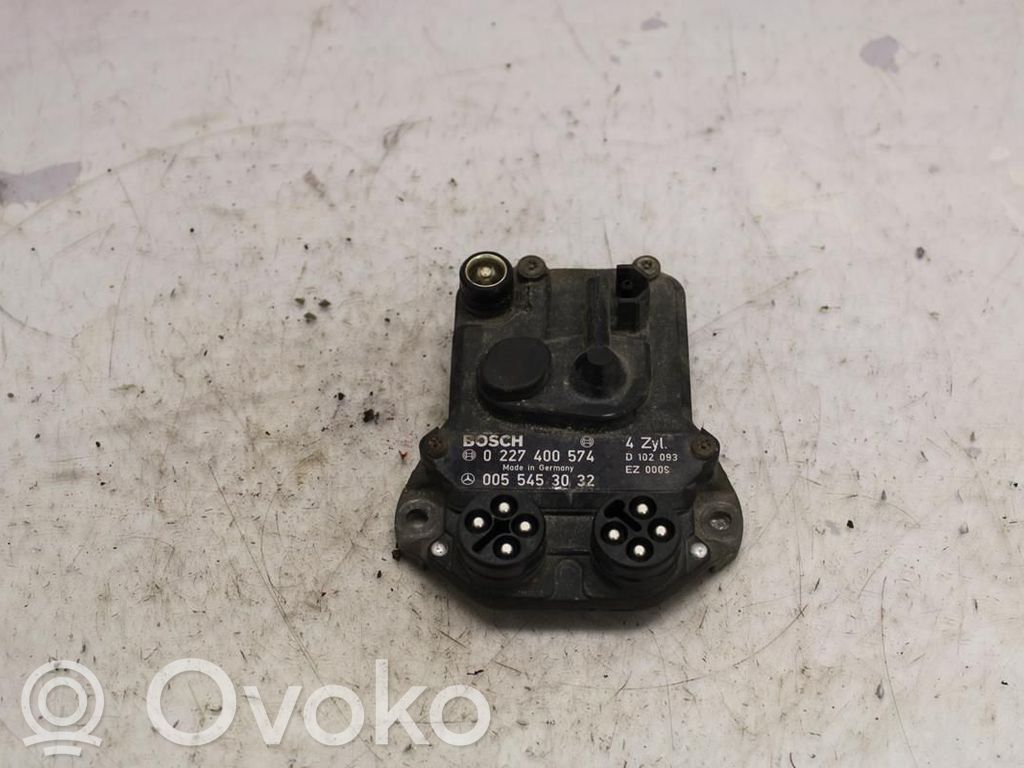 Mercedes-Benz E W124 Ignition amplifier control unit 