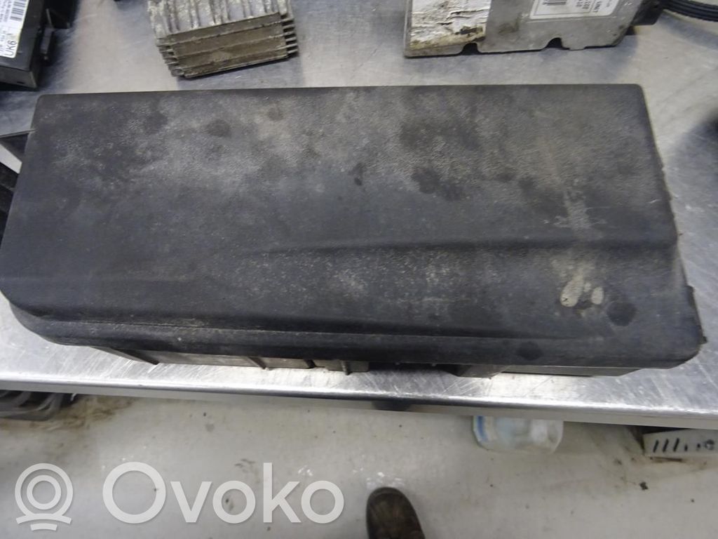 Opel Vectra C Fuse module 
