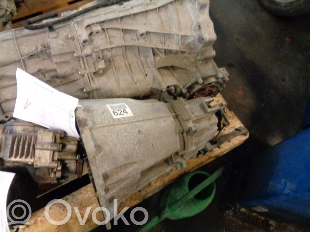 Mercedes-Benz C W203 Manual 6 speed gearbox 