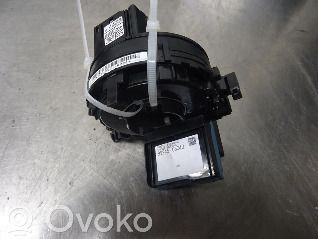 Toyota Avensis T270 Innesco anello di contatto dell’airbag (anello SRS) 