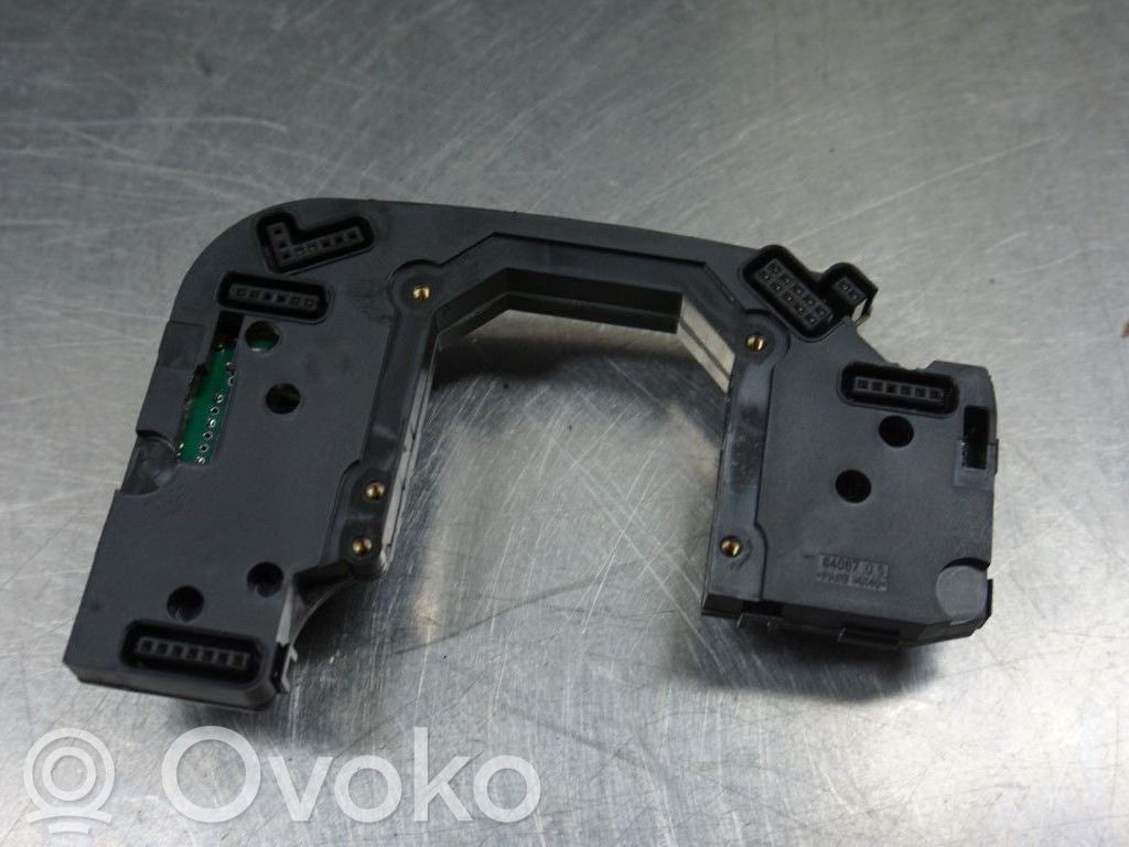 Audi A8 S8 D3 4E Cita veida sensors 