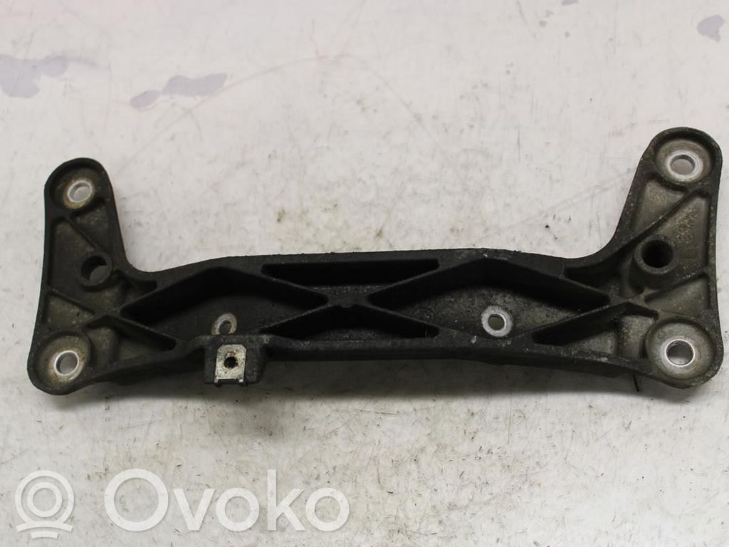 BMW 3 E90 E91 Gearbox mounting bracket 