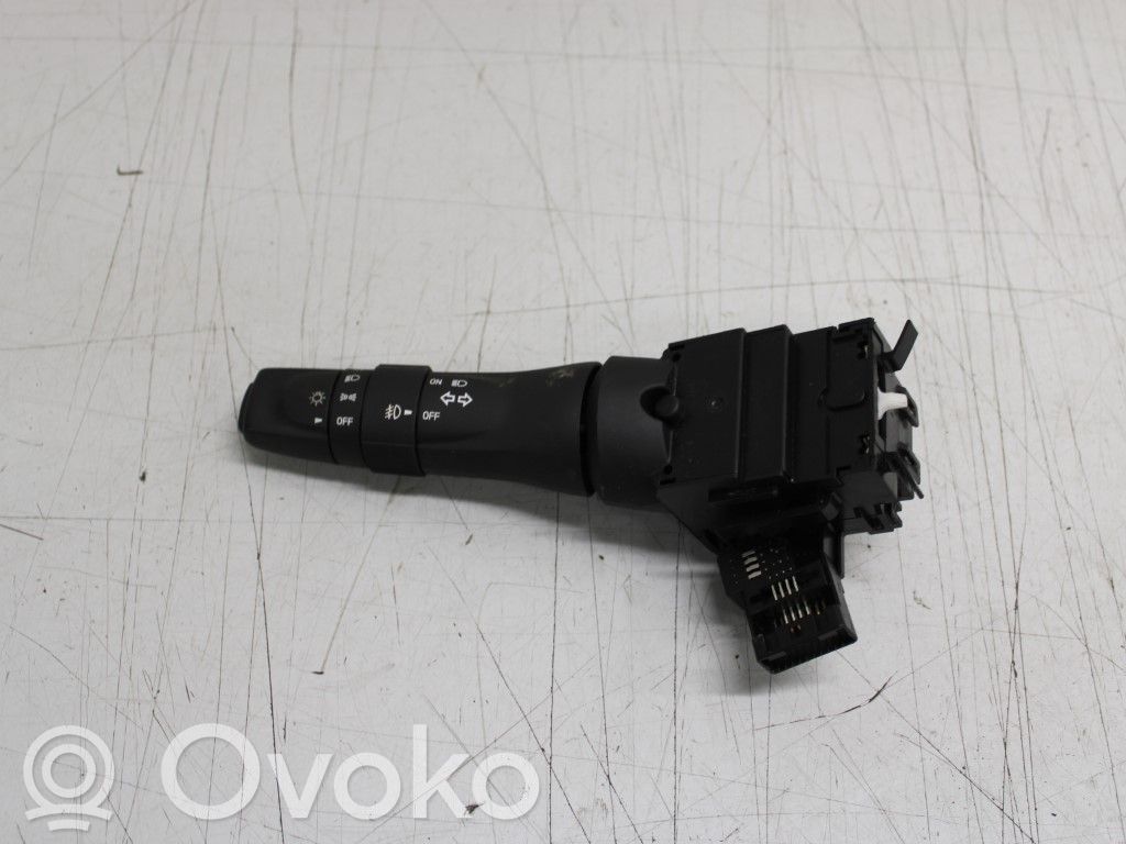 Isuzu D-Max Indicator stalk 