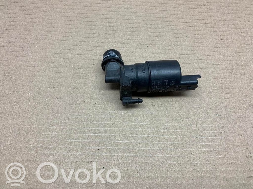 Pompa spryskiwacza szyby przedniej / czołowej   B000642880,242296