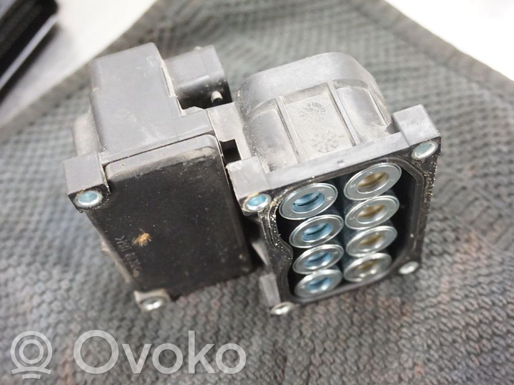 Volvo S40, V40 ABS control unit/module 