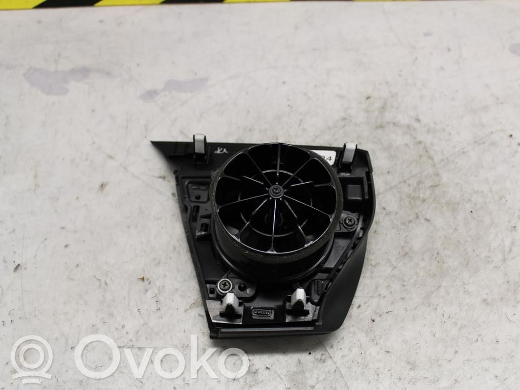 Toyota Auris E180 Grilă ventilație centrală 
