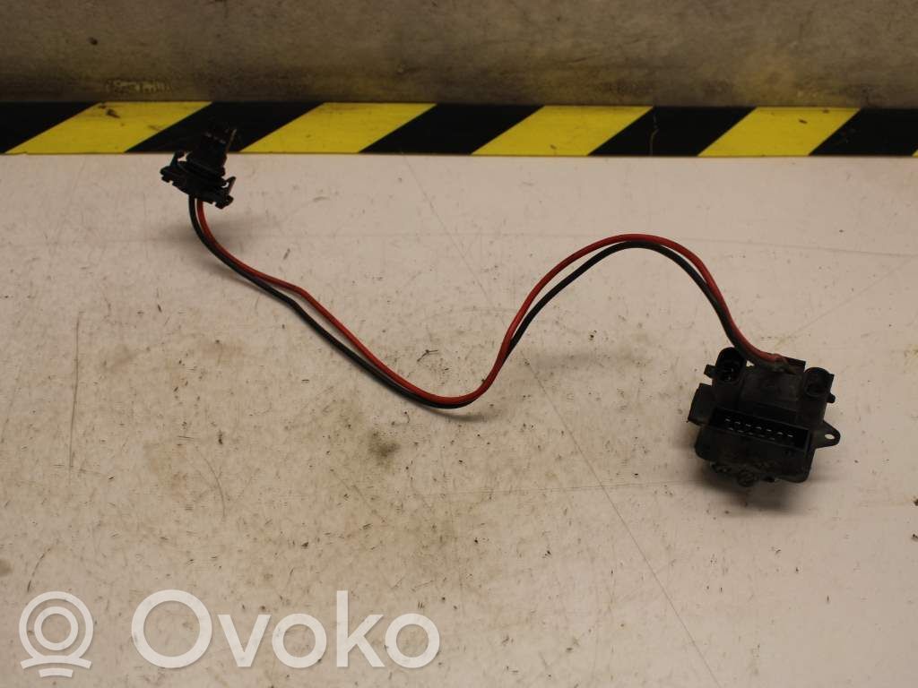 Renault Trafic II (X83) Motor aerotermă/rezistor ventilator 