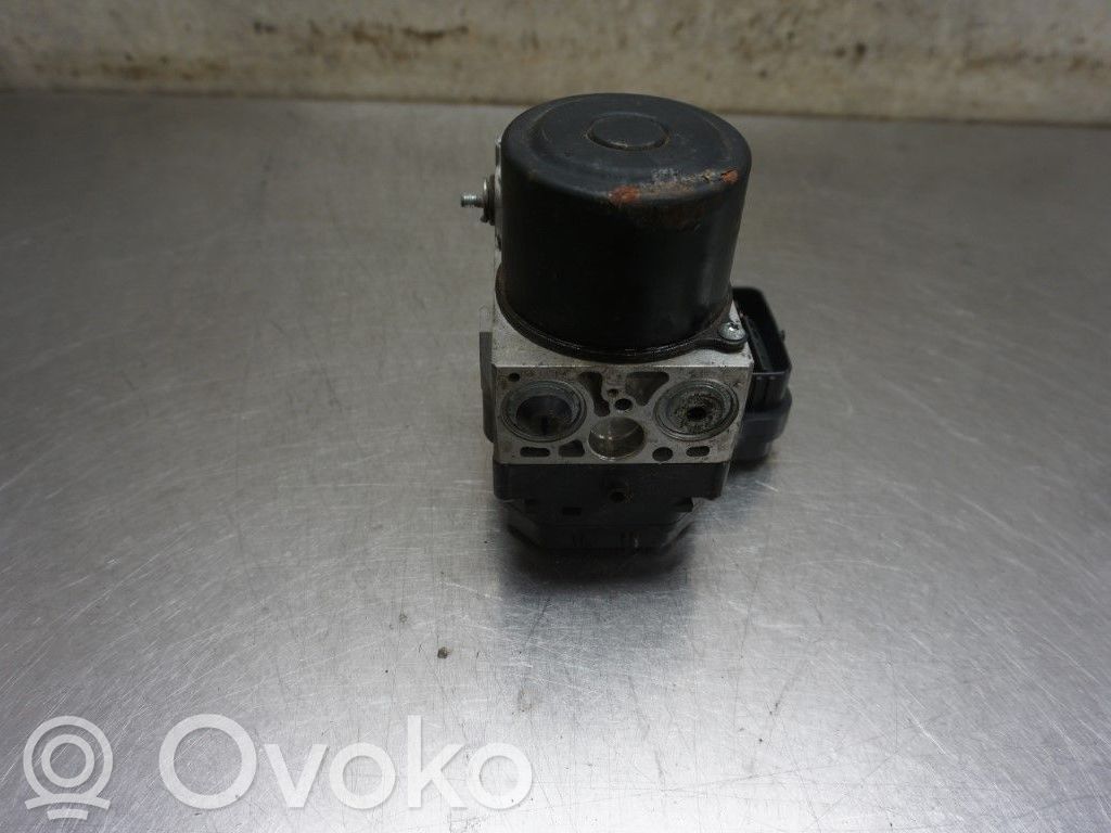 Subaru B9 Tribeca ABS Blokas 
