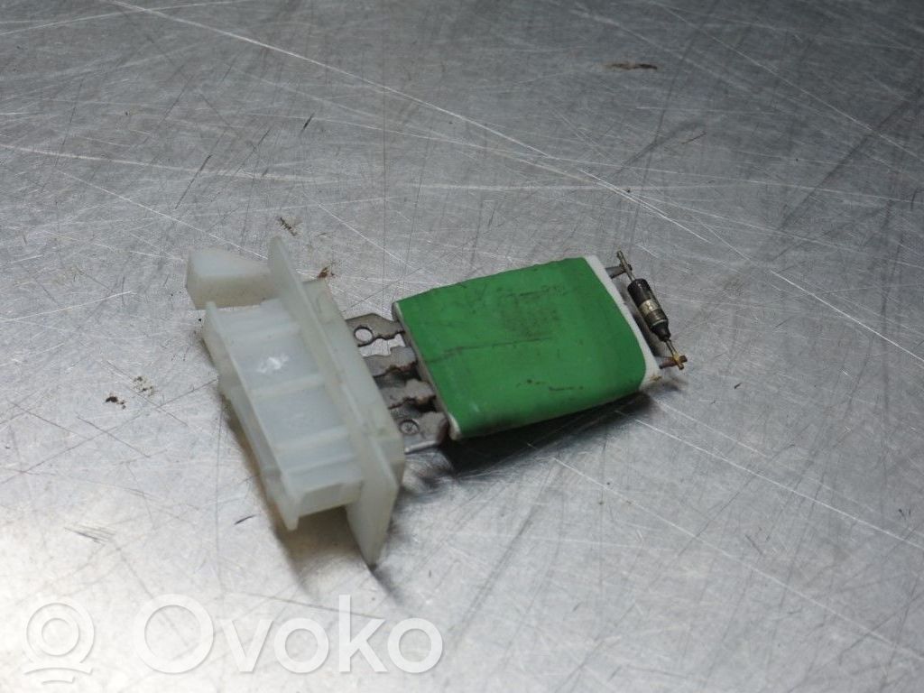 Rezystor / Opornik dmuchawy nawiewu   55089108,119664