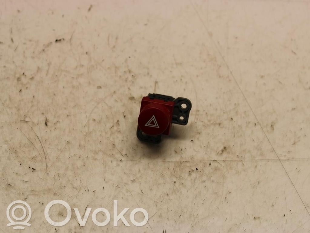 Subaru Legacy Hazard light switch 