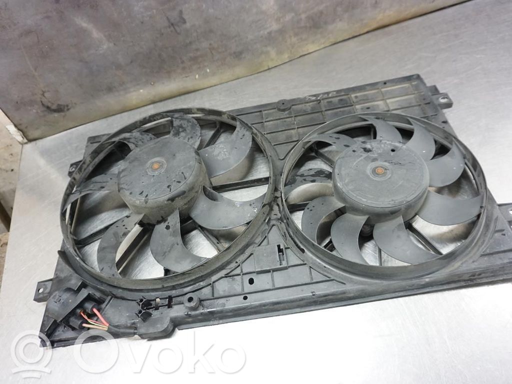 Volkswagen Golf VI Ventilator electric răcire radiator 