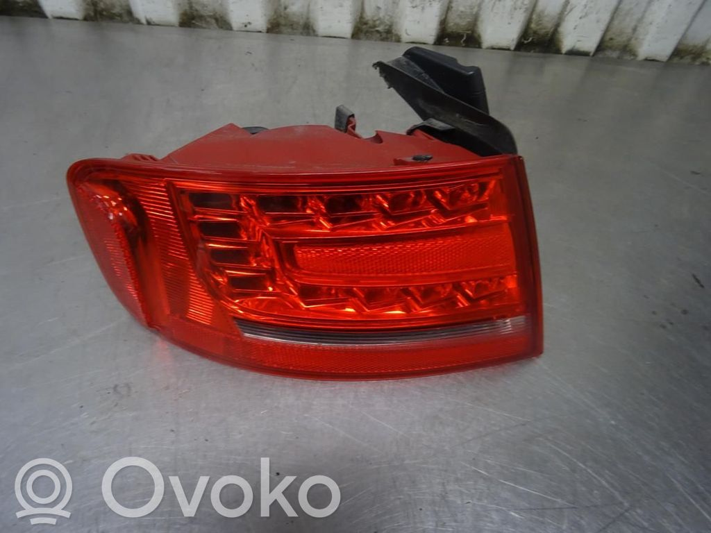 Audi A4 S4 B8 8K Lampă spate în caroserie 