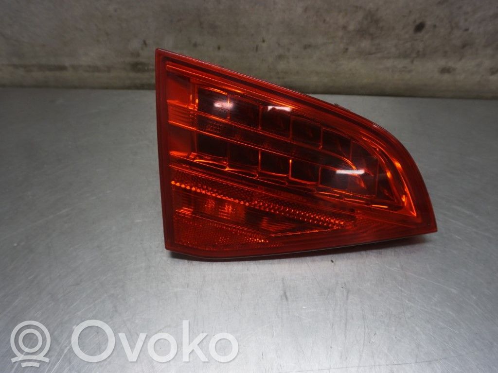 Audi A4 S4 B8 8K Lampy tylnej klapy bagażnika 
