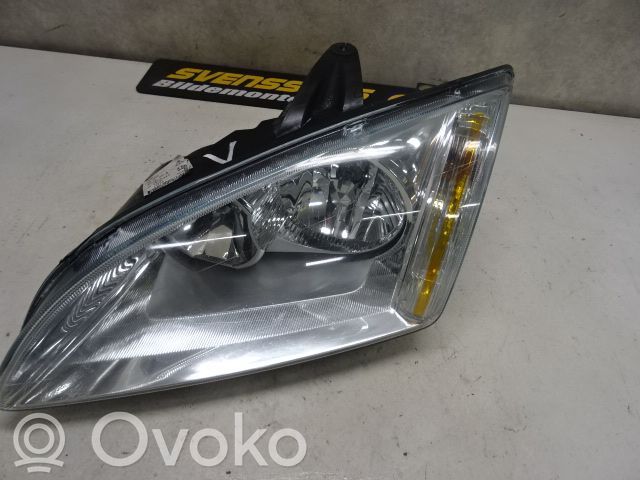 Ford Focus Headlight/headlamp 