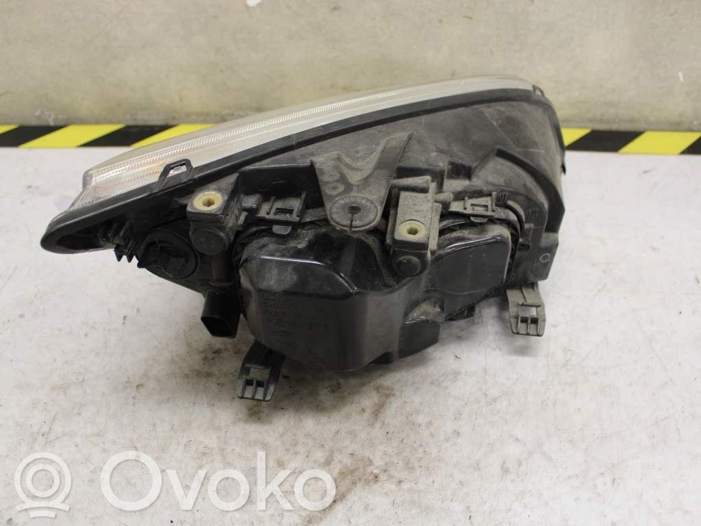 Ford Focus Headlight/headlamp 
