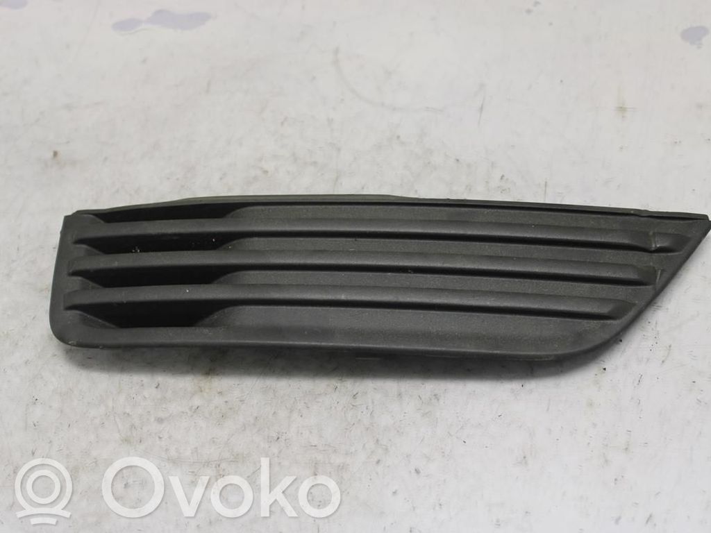 Front bumper upper radiator grill   1337348,108898