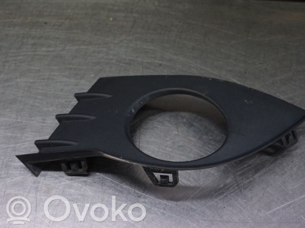 Renault Clio III Maskownica / Grill / Atrapa górna chłodnicy 