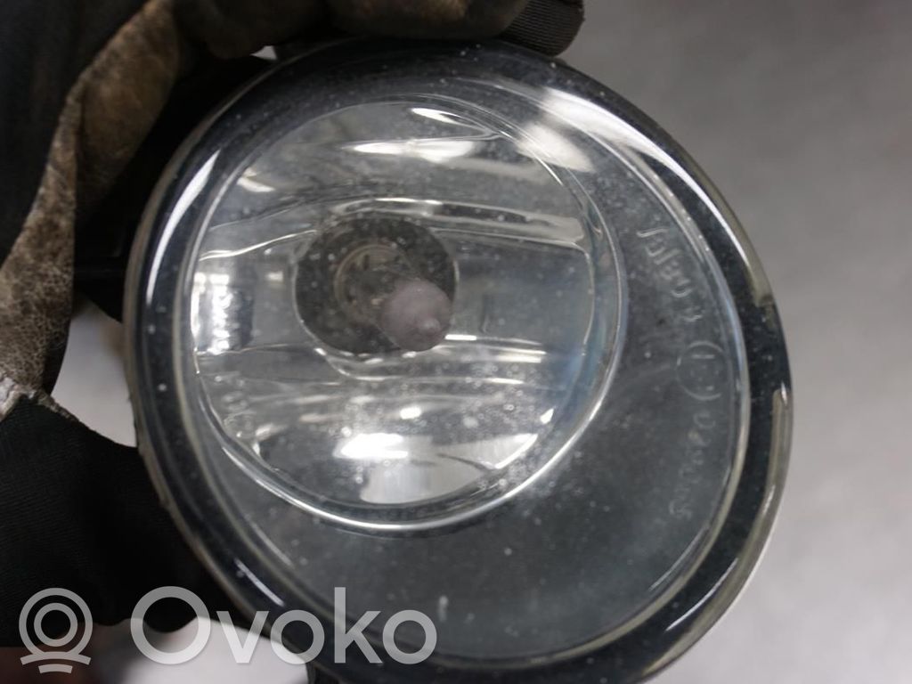 Nissan Almera N16 Światło przeciwmgłowe przednie 