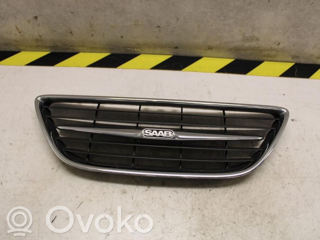 Saab 9-3 Ver2 Griglia superiore del radiatore paraurti anteriore 