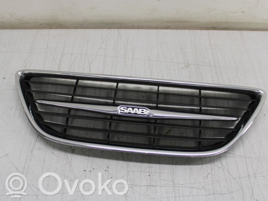 Saab 9-3 Ver2 Griglia superiore del radiatore paraurti anteriore 
