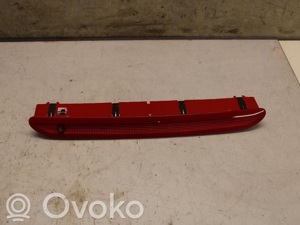 Volkswagen Golf VII Trzecie światło stop 