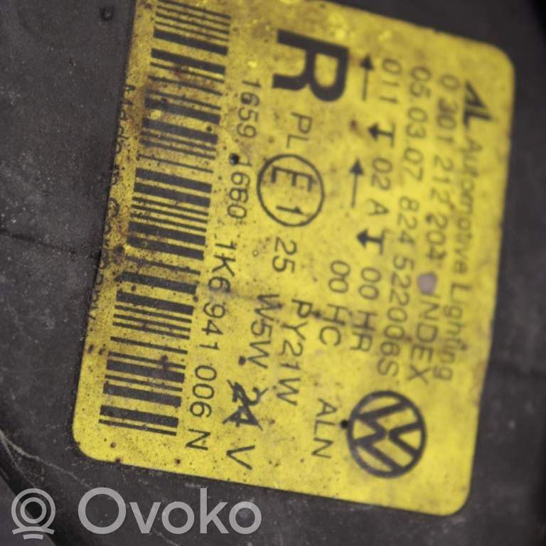 Volkswagen Golf V Lampa przednia 