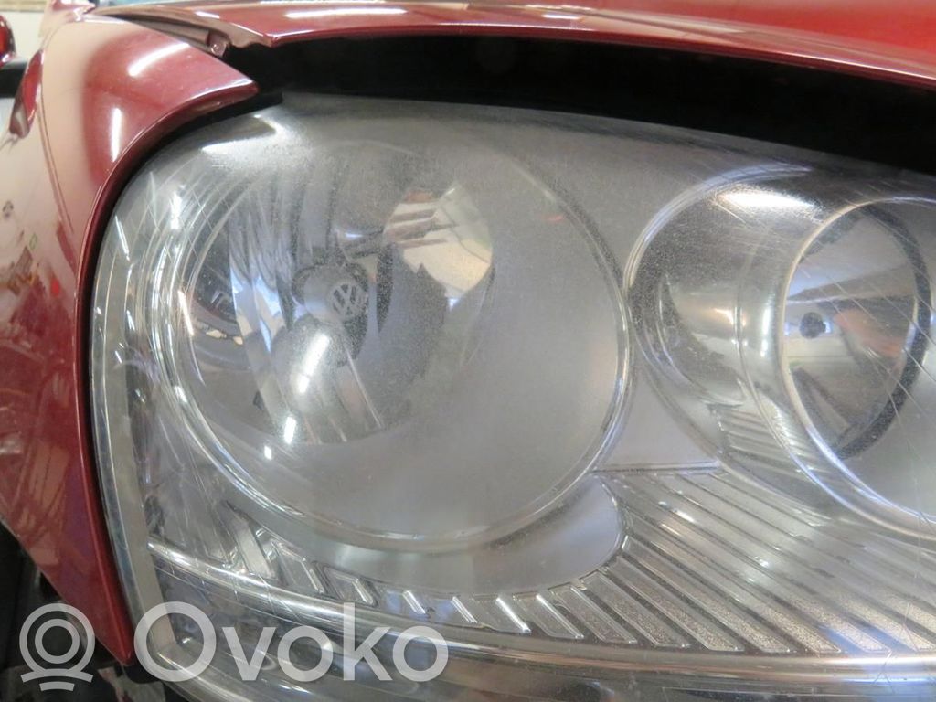 Volkswagen Golf V Lampa przednia 