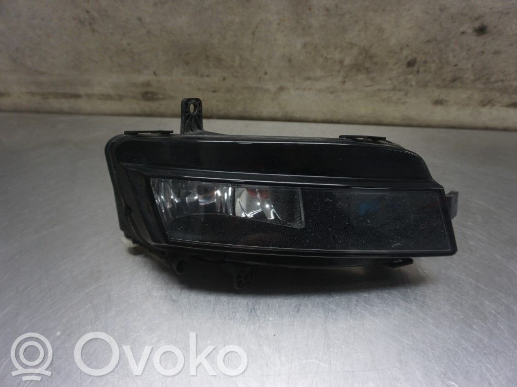 Volkswagen Golf VII Światło przeciwmgłowe przednie 