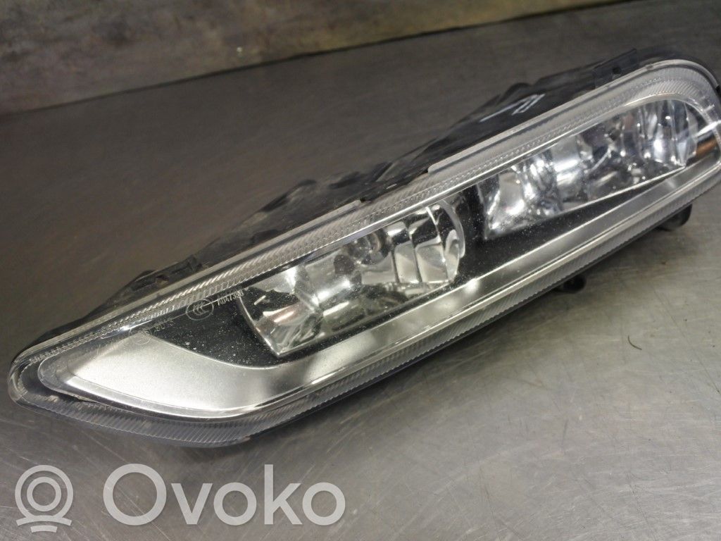 Etusumuvalo   3AA941661G,136485