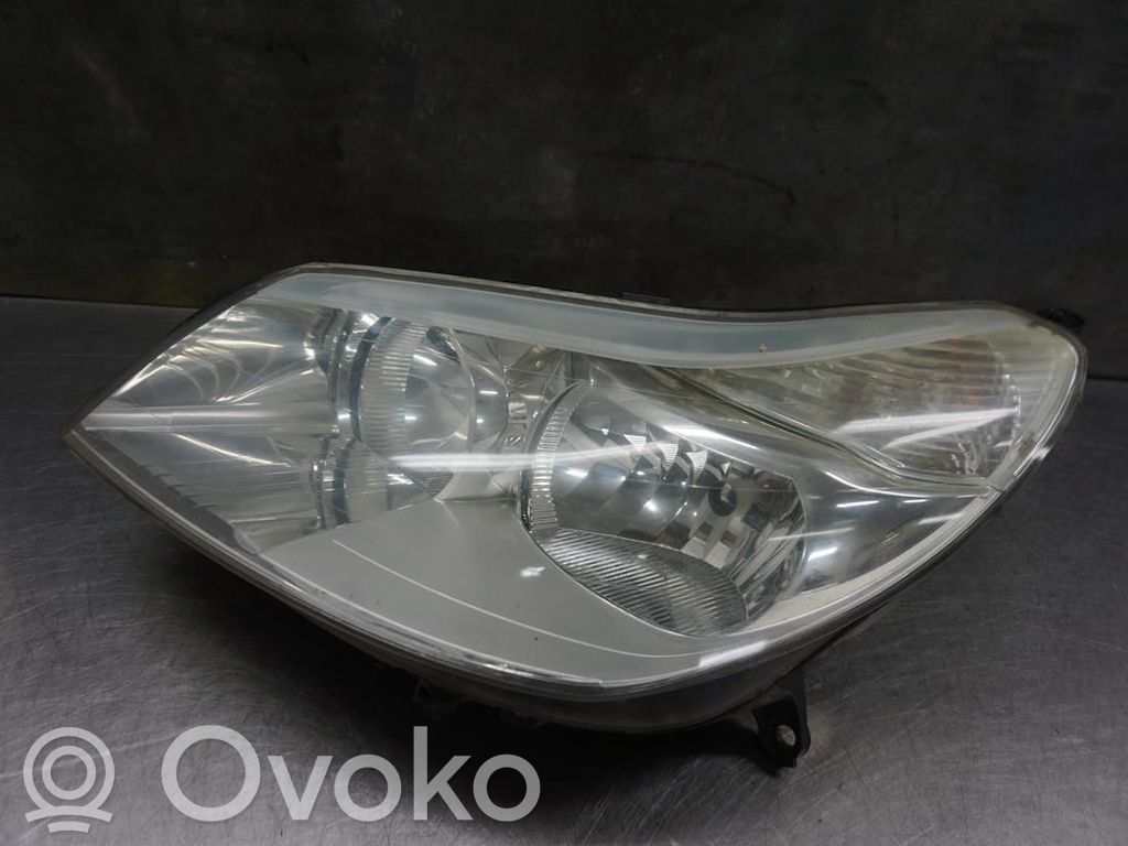 Phare frontale   620843,135469