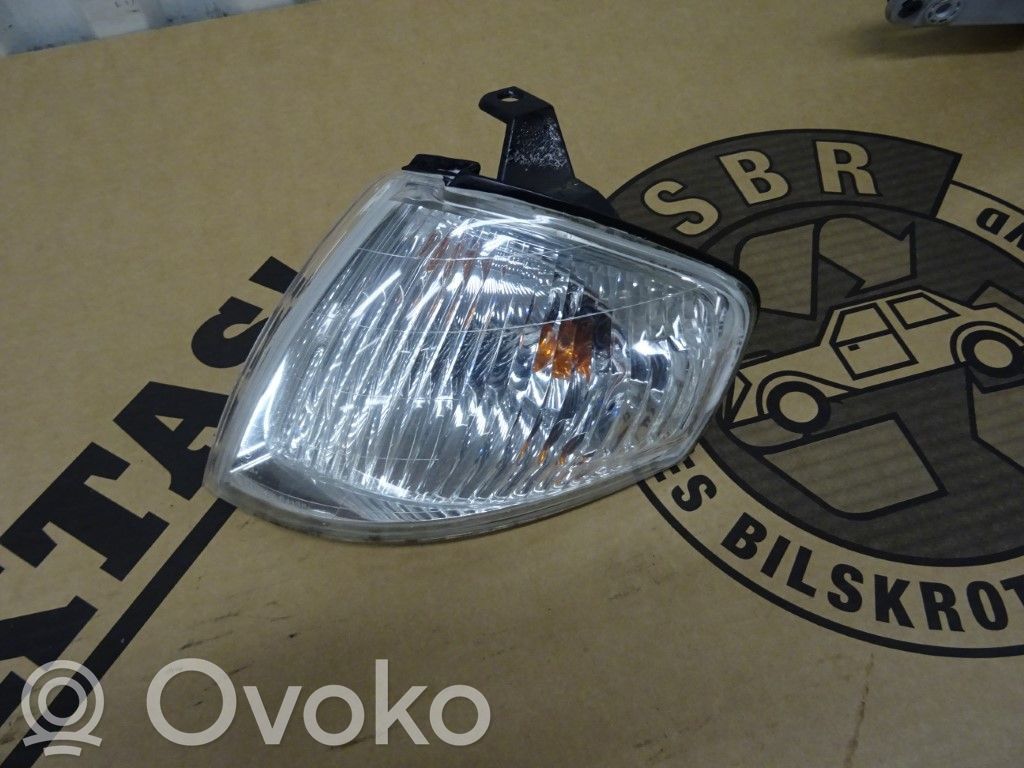 Front indicator light   B25D51070B,136624