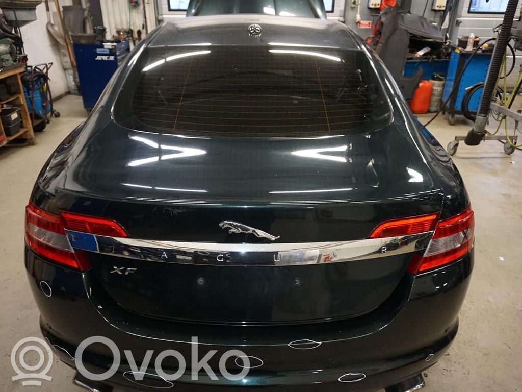 Jaguar XF X250 Tylna klapa bagażnika 