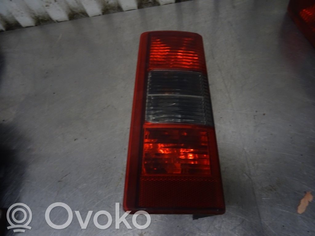 Luz trasera/de freno   157443