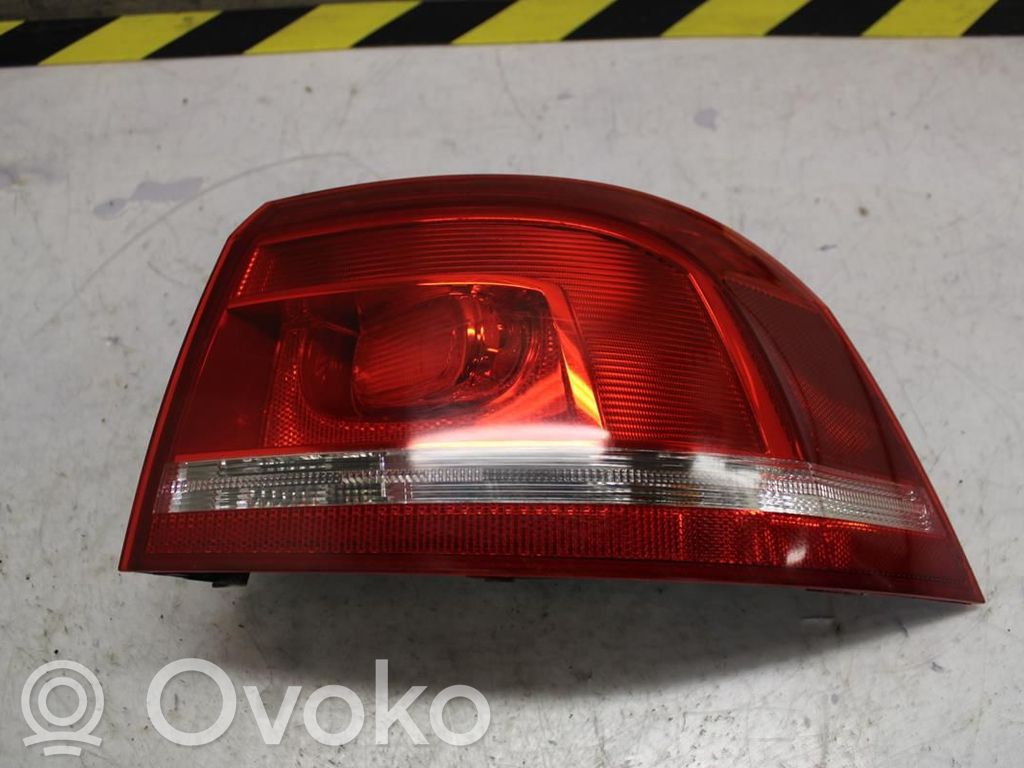 Volkswagen PASSAT B7 Luci posteriori 
