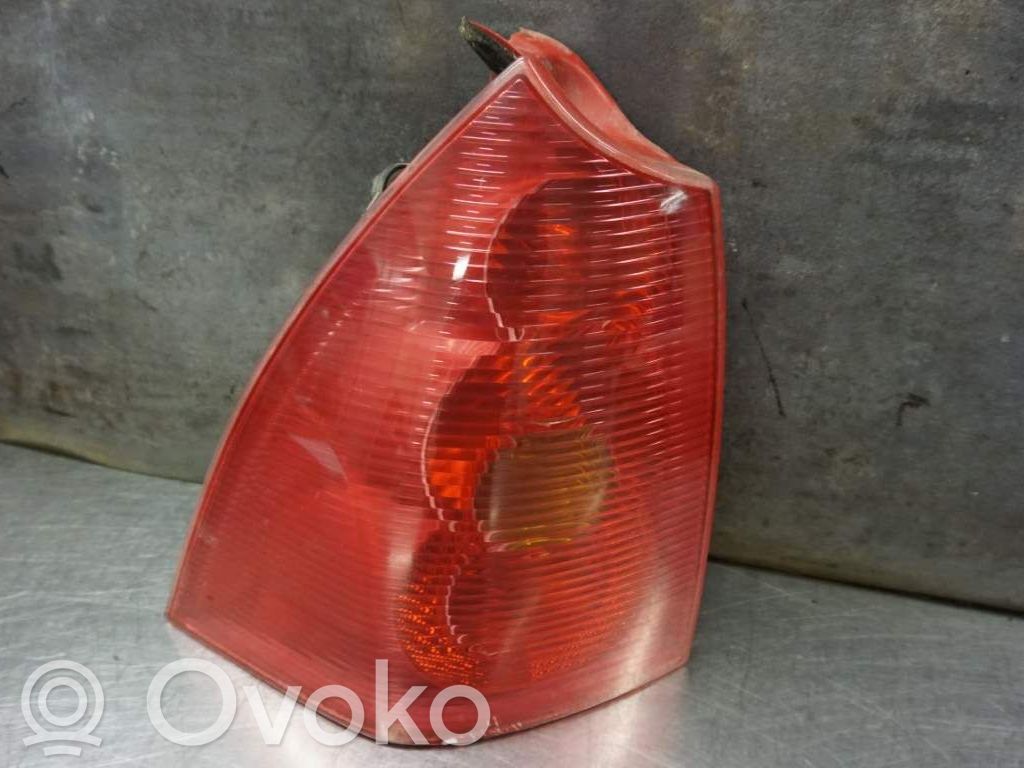 Mitsubishi Space Wagon Lampa tylna